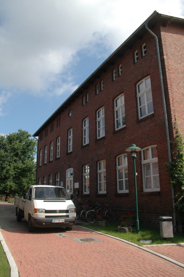 Das Museum zieht um - Teil 5 (Der Umzug) - 1/15 Das Museum zieht um - Teil 5 (Der Umzug) - 1/15