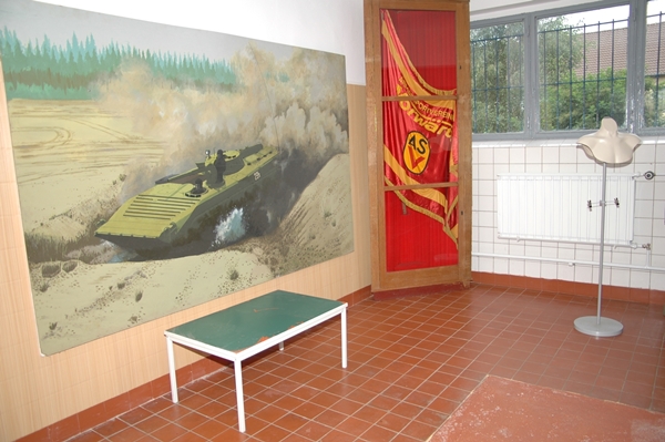 Das Museum zieht um - Teil 7 (Das Einräumen) - 10/20 Das Museum zieht um - Teil 7 (Das Einräumen) - 10/20