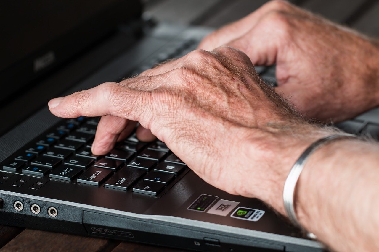 E-Mail Kontakt zum Vorstand und Webmaster vom Militärhistorischen und technischen Museum Eggesin E-Mail Kontakt zum Vorstand und Webmaster vom Militärhistorischen und technischen Museum Eggesin