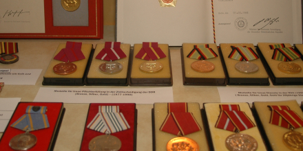 Orden und Medaillen der NVA im Militärmuseum Eggesin